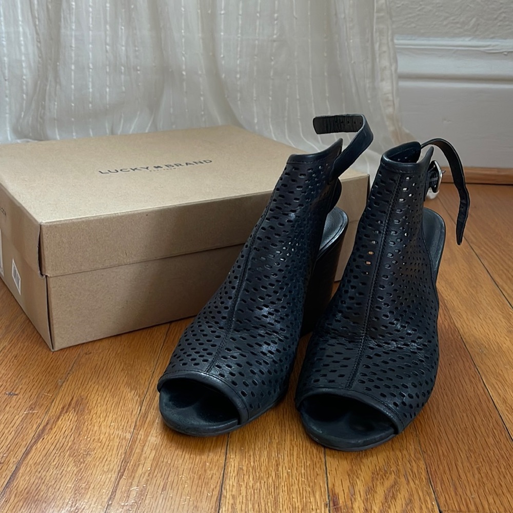 Lucky Brand Rozina Cutout Wedge Sandal